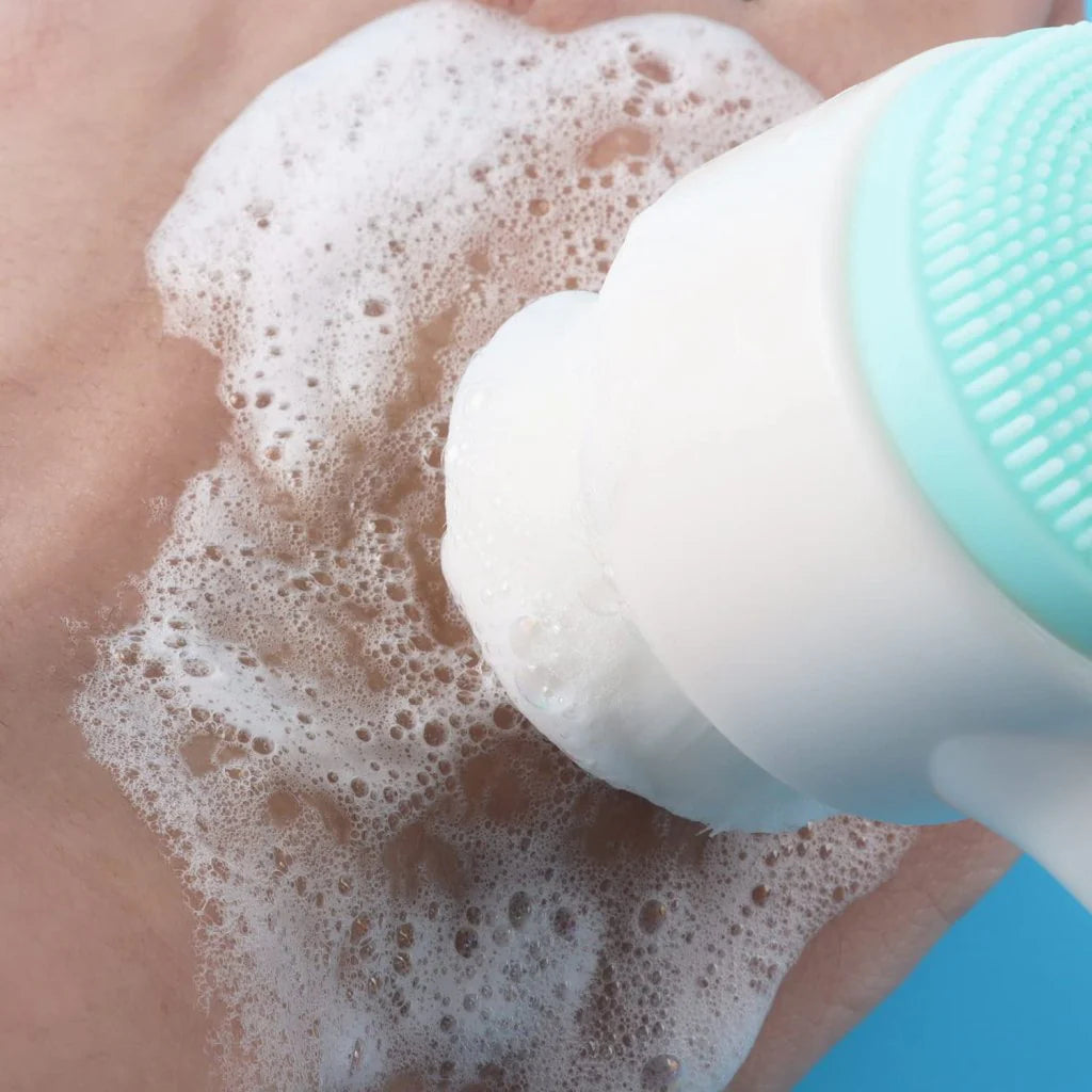 Spazzola Viso in Silicone e Setole 2-in-1